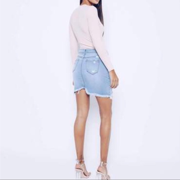 LAST‼️Distressed Jean Skirt - Picture 6 of 8